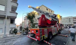 Gaziosmanpaşa'da çatı katı yangını: 1 kişi hayatını kaybetti