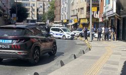 Gaziosmanpaşa'da korkunç olay: Kadını vurdu, intihar girişiminde bulundu