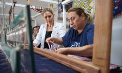 Geleneksel Kilim Dokumacılığına Yeni Bir Nefes: Usta Öğretici Safiye Güzel