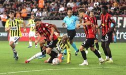 Gençlerbirliği: 1 - Fenerbahçe: 1 (İlk yarı)