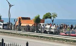 Giresun'da kamyonet, kamyona çarptı: 4 kişi yaralı