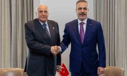 Hakan Fidan, Cezayirli Bakan Attaf ile Amman'da bir araya geldi