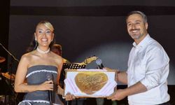 Hande Ünsal, evlilik teklifine ilginç yorum yaptı