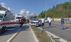 Havza'da üç aracın karıştığı kaza: 2 yaralı