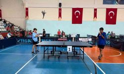 Hopa'da Genç Masa Tenisi Şampiyonası Heyecanı