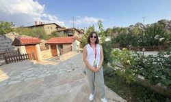 Hukuk Mezunu Zeynep Ocak, Anadolu'yu Rehberlik ile Keşfediyor