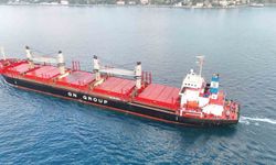 İstanbul Boğazı'ndan Geçen M/V Lady Zehma, Saldırıların Ardından Hasarlı Durumda
