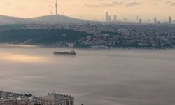 İstanbul'da sis nedeniyle deniz seferleri aksadı: 15 sefer iptal