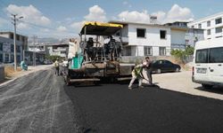 Kahramanmaraş'ta 26 noktada sıcak asfalt çalışmaları devam ediyor