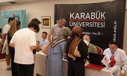Karabük Üniversitesi İzmir'de Tercih Günleri'nde Adaylarla Buluştu