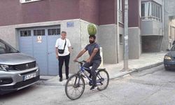 Karpuzla Denge Sanatı: Mustafa Durmaz'ın Sıra Dışı Yetenekleri