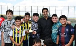 Kars'ta Yaz Kur'an Kursları Futbol Turnuvası Tamamlandı: Beşevler Cami Şampiyon