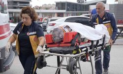 Kastamonu'da otomobil ve kamyon çarpıştı: 4 kişi yaralandı
