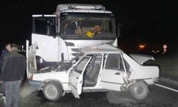 Kastamonu'da otomobil ve tır çarpıştı: İki hayat kaybı
