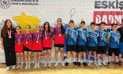 Kayseri Badminton Takımları ANALİG'de İki Şampiyonluk Kazandı