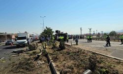 Kayseri'deki otobüs kazasında enkaz kaldırıldı, 1 ölü 24 yaralı