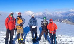 Kayserili Dağcılar Elbruz Zirvesinde