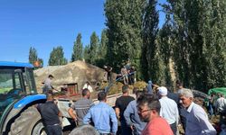 Kazıkkaya'da 800 balya ot alevlere teslim oldu