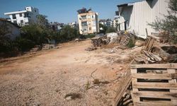 Kepez'de Çevre Temizliği: 30 Kamyon Atık Toplandı, 5 Firmaya Ceza