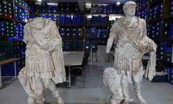 Kibyra Antik Kenti'nde 1950 yıllık Hadrianus heykeli yeniden canlandırıldı