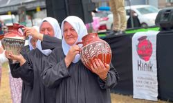 Kınık'ta Çömlek Festivali Renkli Görüntülerle Başladı