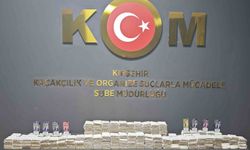 Kırşehir'de Doldurulmuş Makaron Operasyonu: 7 Bin 420 Ele Geçirildi