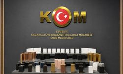 Kırşehir'de kaçak parfüm ve elektronik ürünler yakalandı