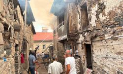 Kışlacık köyünde yangın felaketi: 8 ev kullanılamaz hale geldi