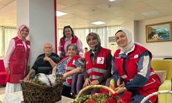Kızılay Huzurevi'nde Fındık İkramıyla Moral Etkinliği