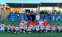 Körfez Gençlerbirliği U12 Takımı, Minikler Turnuvası'nda Şampiyonluk Sevinci Yaşadı