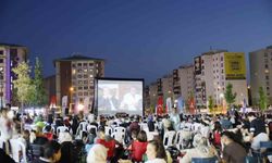Körfez'de Yaz Akşamları Mehteran ve Nostaljik Film Keyfi