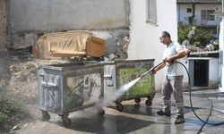 Kuşadası'nda Temizlik Çalışmaları Hız Kazandı