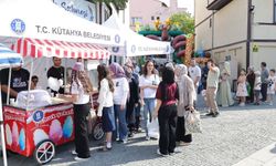 Kütahya'da çocuklar Germiyan Sokak'ta eğlence dolu bir gün geçirdi