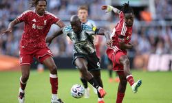 Liverpool, Newcastle ile 2-2 berabere kalarak sezona puanla başladı