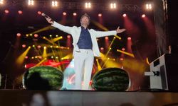 Mahsun Kırmızıgül Tekirdağ'da Coşku Dolu Bir Konser Verdi