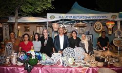 Malatya Gastronomi Sokağı, Yöresel Lezzetlerle Ziyaretçileri Ağırlıyor