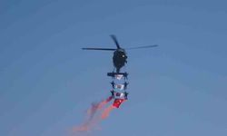 Malazgirt'te jandarma helikopterlerinin gösterisi nefes kesti