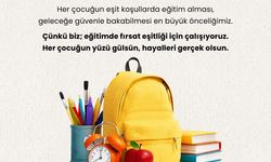 Marmaris Belediyesi, öğrencilere kırtasiye ve beslenme yardımı sunuyor