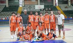 Menteşe'de Zafer Bayramı Basketbol Turnuvası Heyecanı