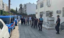 Mersin'de fuhuş çetesi çökertildi: 5 kişi tutuklandı