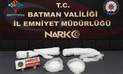 Metamfetamin koltuk altına gizlenmiş olarak bulundu