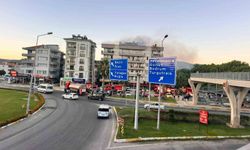 Milas'ta bir apartmanın çatısında yangın paniği