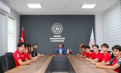 Milli Cimnastikçilerden İl Müdürü Kabakcı'ya Ziyaret