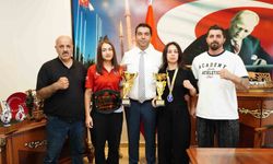 Milli sporculardan Başkan Demirci'ye tebrik ziyareti