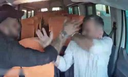 Minibüs sürücüsüne yol verme kavgasında saldırı