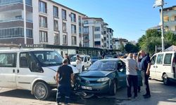 Motosiklet, kaza sonrası paniğe kapılan kadına çarptı