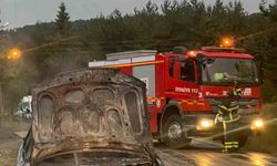 Niksar'da Yanan Araçta Patlama Korku Yarattı