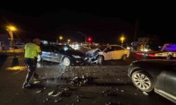 Ortaca'da Üç Araçlı Trafik Kazası: Maddi Hasar Oluştu