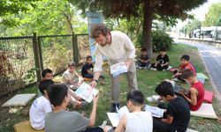 Osmangazi Belediyesi, çocuklara kitap sevgisini aşılıyor