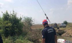 Otomobil şarampole yuvarlandı: Sürücü kendi çabasıyla kurtuldu